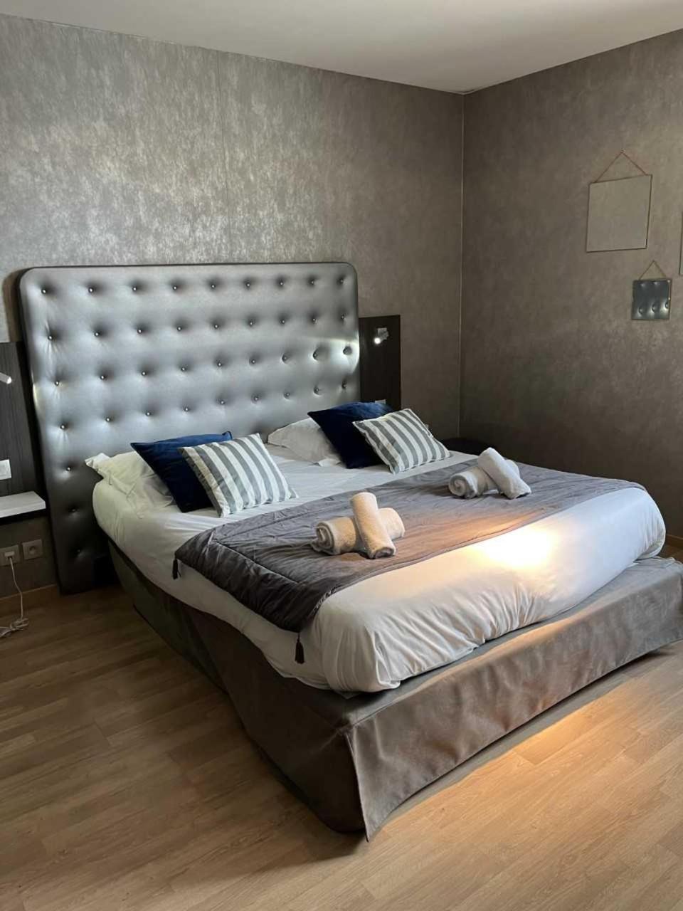 Hotel Best Western La Mare O Poissons Ouistreham Kültér fotó